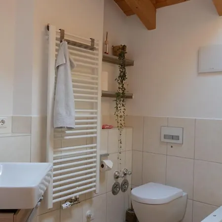 Servus Chiemgau - Grosse Mit Bergblick