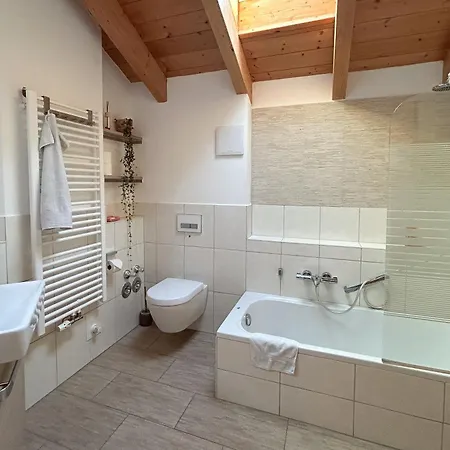 Servus Chiemgau - Grosse Mit Bergblick