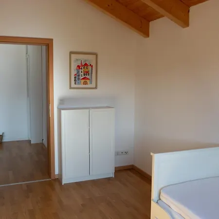 Grosse Mit Bergblick Apartment *